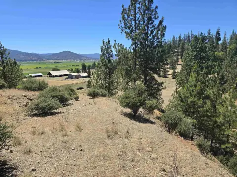 Workshop and Pole Barn Property