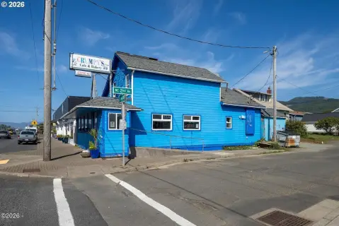 Restaurant Building with Equipment