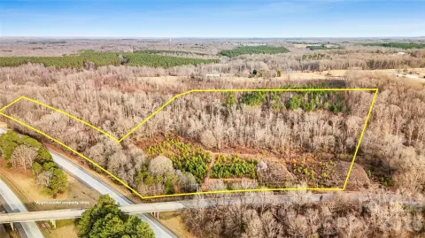 32 Acres in Cool Springs