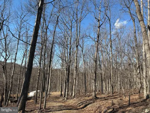 Unrestricted Land with Utilities Ready