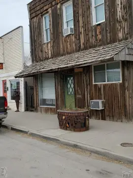 Mixed-Use Property in Springfield, CO