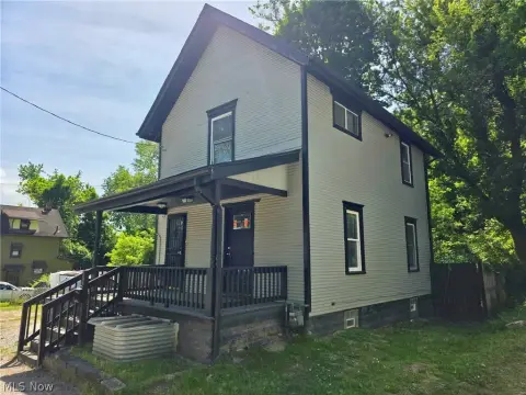 Updated Triplex in Akron, Ohio