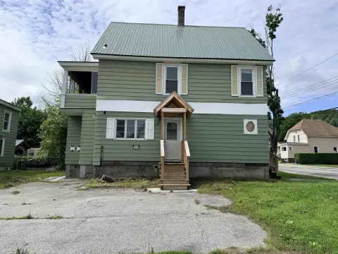 Duplex on Corner Lot