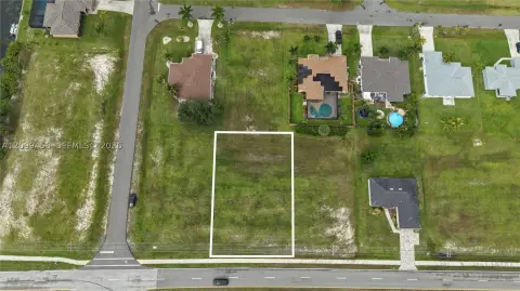 Commercial Land