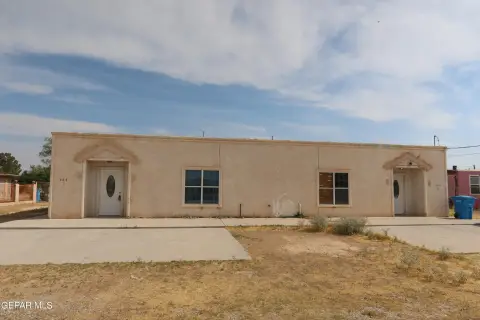 Duplex with Two Identical Units
