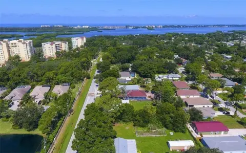 Residential Lot Near Siesta Key