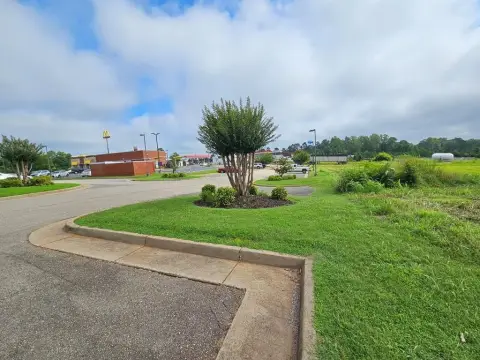 Dillwyn Land Near Highways