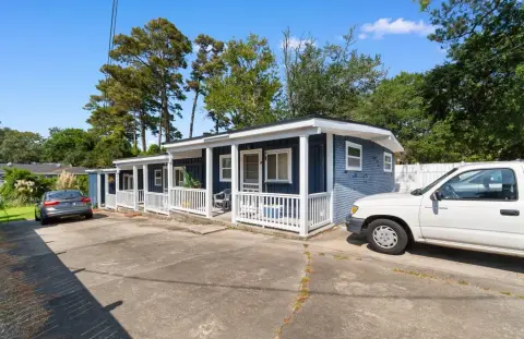 Triplex Near the Beach