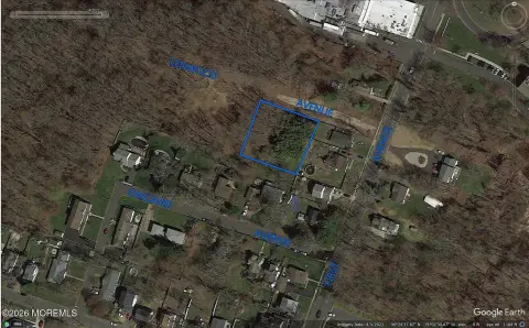 Land in Desirable Middletown