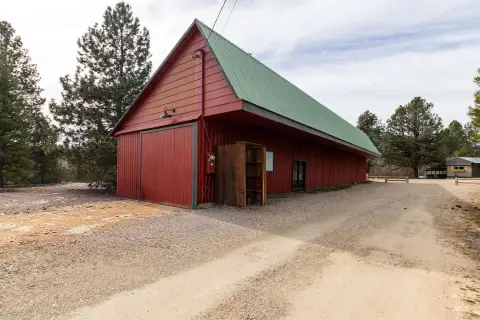Flex Space with Storage Units