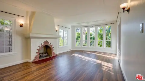 Charming Duplex in Longwood Highlands