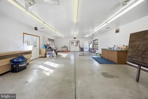 CLEMENTON Commercial Studio/Office Building