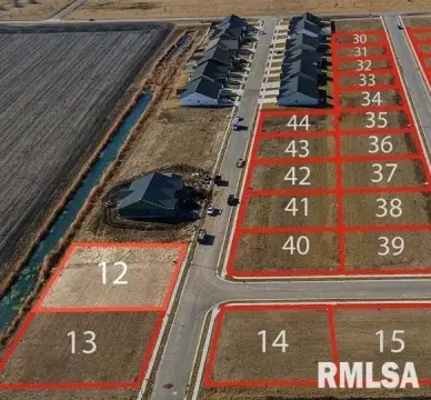 Residential Land in Centennial Pointe