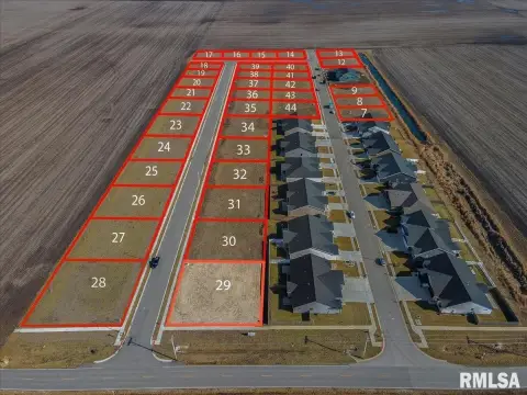 Residential Land in Springfield, IL