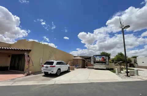 Yuma RV Lot with Casita