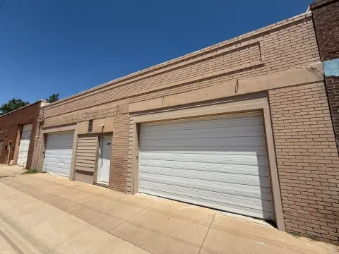 Flex Space with Fenced Yard