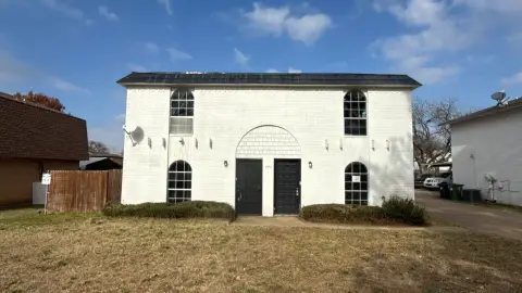 Vacant Duplex with Covered Parking