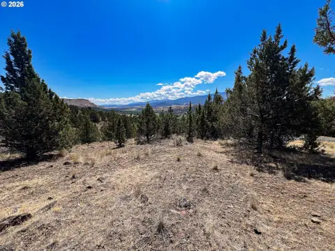 John Day Residential Land