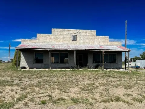Commercial Building in Kim, Colorado