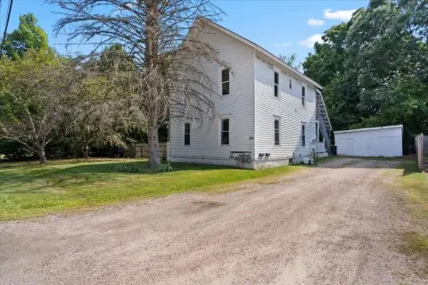 Duplex with Fenced Yard