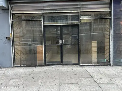 Downtown Newark Mixed-Use Asset