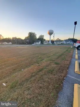 Highway Commercial Land