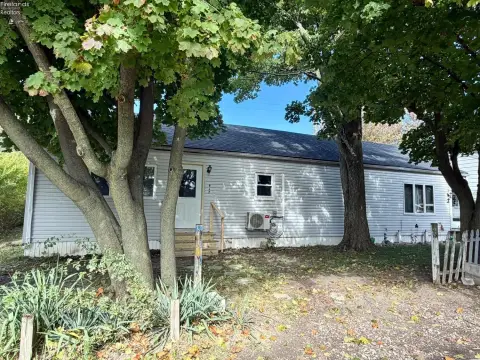Single-Story Duplex