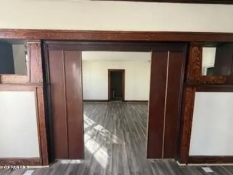 Multifamily Apartment Building
