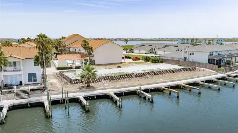 Waterfront Building Sites in Community
