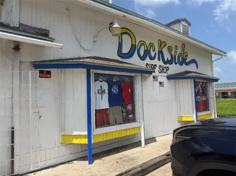 High-Visibility Retail Storefront