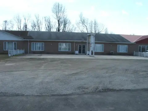 Retail Building with Kitchen