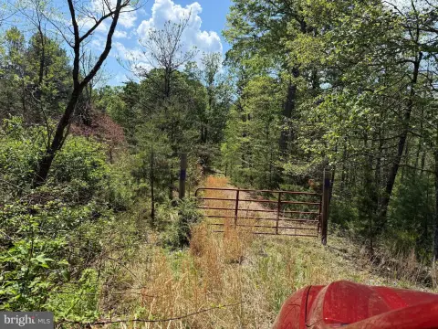 Mountain Land in Gated Community