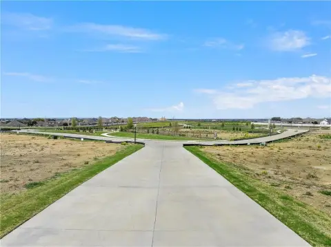 Residential Land in Westlake, Woodway