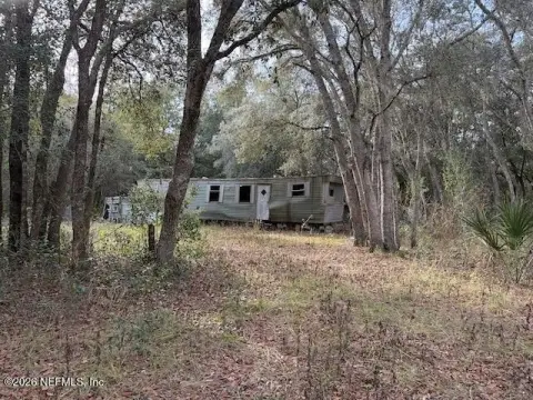 Residential Lot in Interlachen, FL