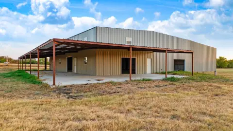 Agricultural Land with Shop Structure