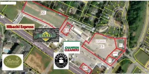 Land in Northeast Cleveland