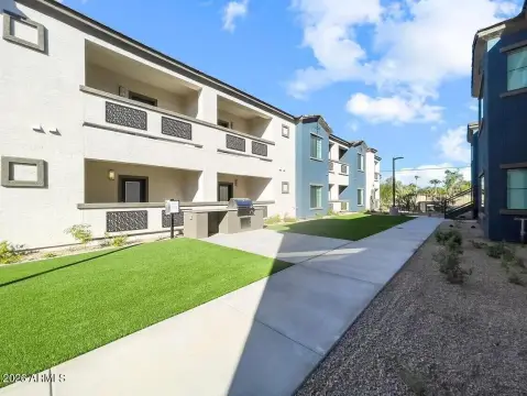 12-Unit Apartment Building
