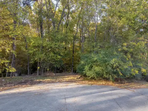 Residential Lot in Killen, AL