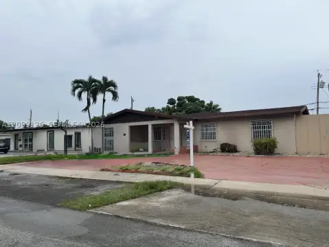 Duplex with In-Law Quarters