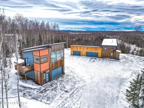 Two Homes on Large Lot
