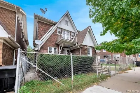 Detroit Brick Two-Unit Property