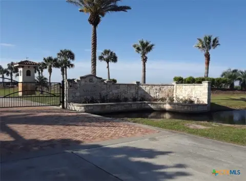 South-Facing Waterfront Lot