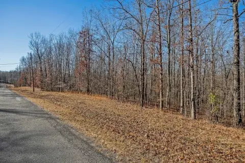 Four Acres in Cumberland Cove
