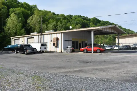 Kingsport Commercial Property For Sale