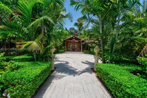 Tropical Wedding Venue