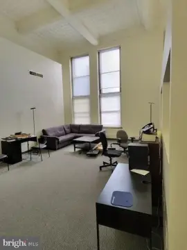 Historic Office Unit with Tall Ceilings