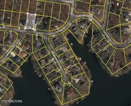 Residential Land in Lake Neighborhood