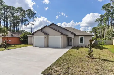 Income-Generating Duplex in Palm Coast