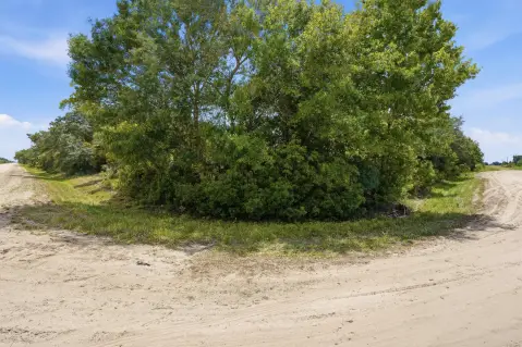 Okeechobee Corner Lot Opportunity