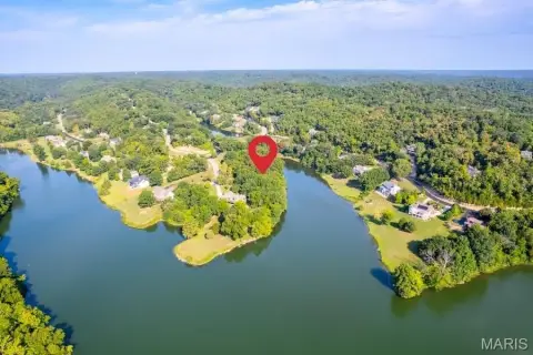 Picturesque Lakefront Lot in Augusta